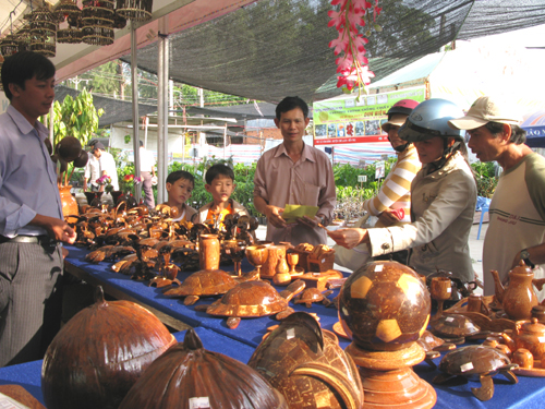 Ben Tre coconut products have more new markets